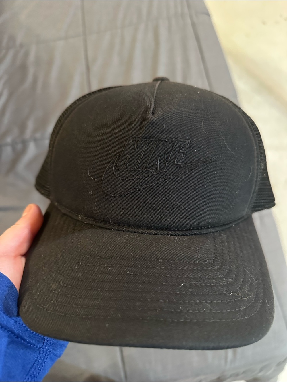 Nike Black Mesh Back Snapback Cap with Tonal Logo